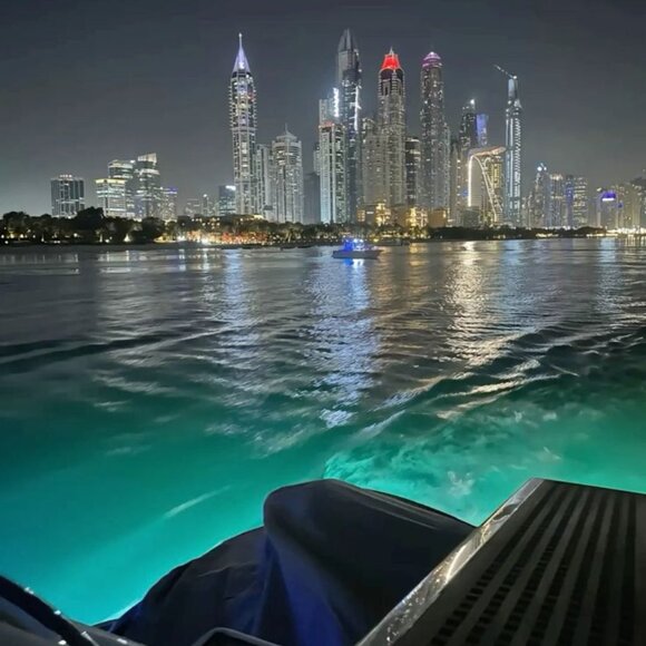 Meet your Posher, Avan - Picture 1 of 1